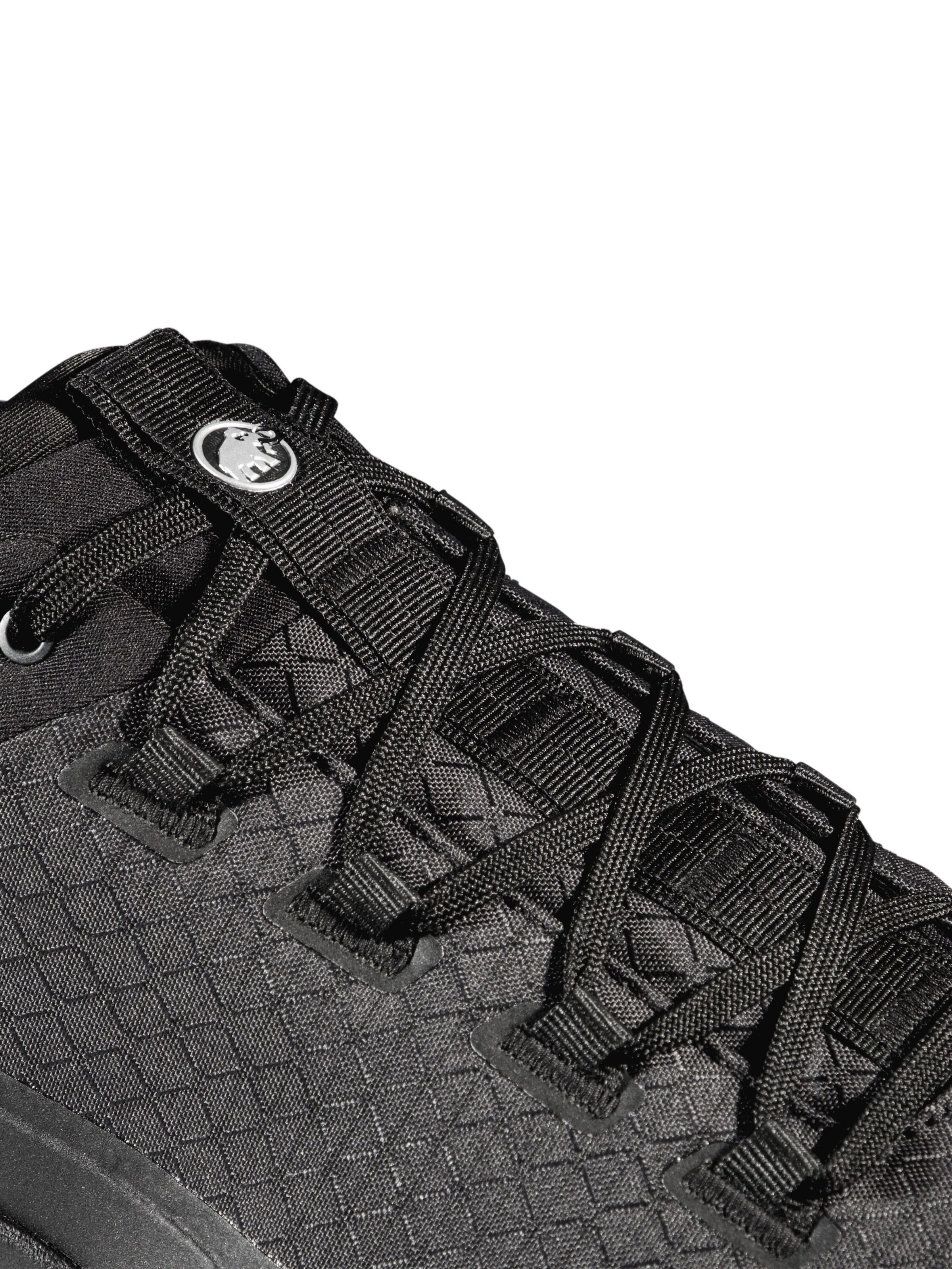 MAMMUT Flats 'Sertig III' in Black