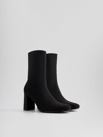 Bershka Bootie in Black