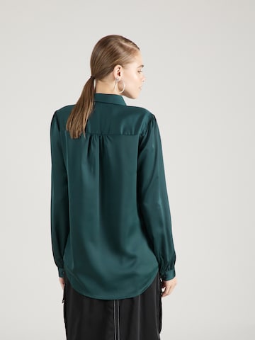 VILA - Blusa em verde