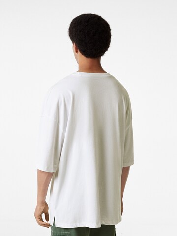 T-Shirt Bershka en blanc