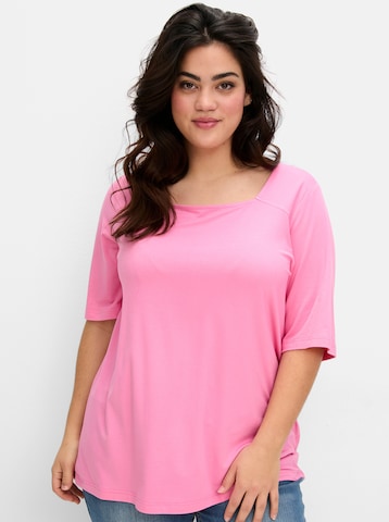 Tricou de la SHEEGO pe roz: față