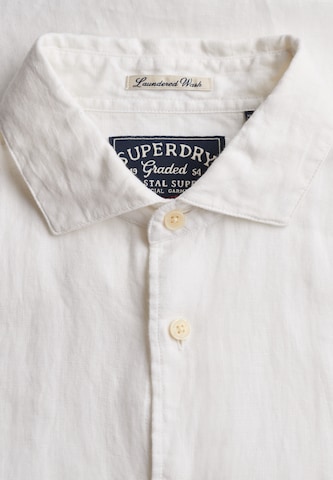 Fit confort Chemise 'Riviera' Superdry & Co en blanc