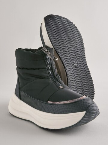 Next Stiefel in Schwarz