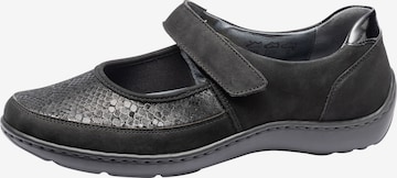 WALDLÄUFER Ballet Flats with Strap in Black: front
