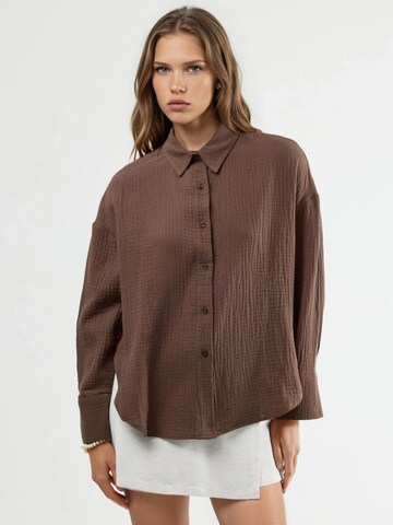 Busem Shirt in Brown