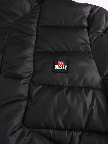DIESEL - Casaco meia-estação 'W-DWAIN-OUTHOOD' em preto