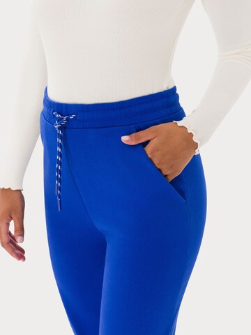 Les Lunes Tapered Sportbroek 'Frayaa' in Blauw