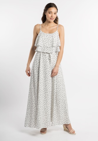 MYMO Summer Dress in White: front