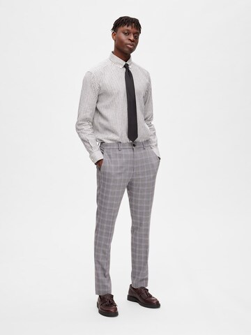 SELECTED HOMME Slim fit Trousers 'Liam' in Grey