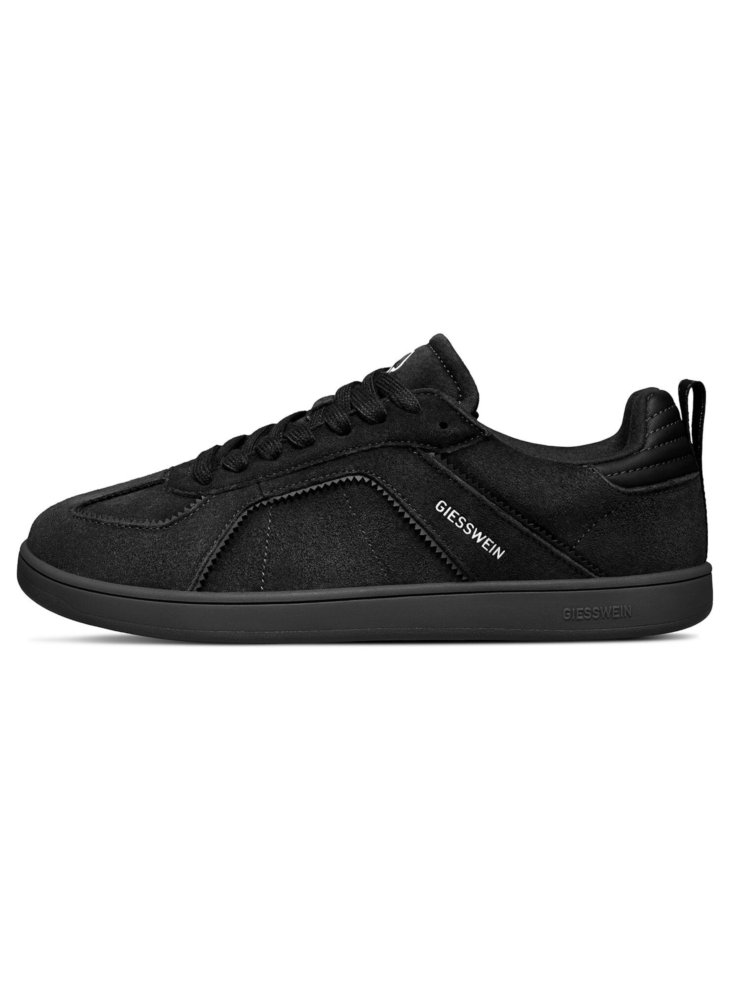 GIESSWEIN Sneakers laag in Zwart: voorkant