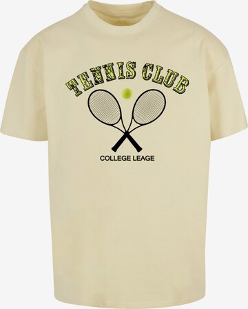 Merchcode Shirt 'Tennis Club' in Geel: voorkant