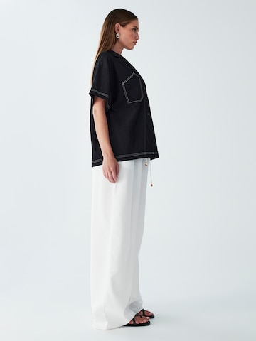 Willa Blouse 'Zimi' in Zwart