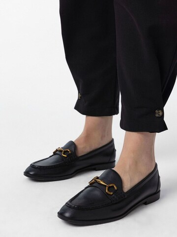 Antioch Regular Pleat-Front Pants 'Giada' in Black