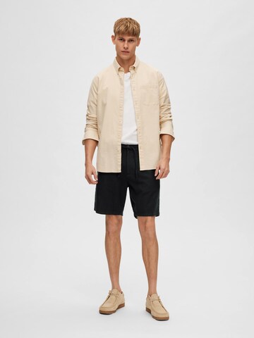 SELECTED HOMME Обычный Брюки-чинос 'SLHBrody' в Черный
