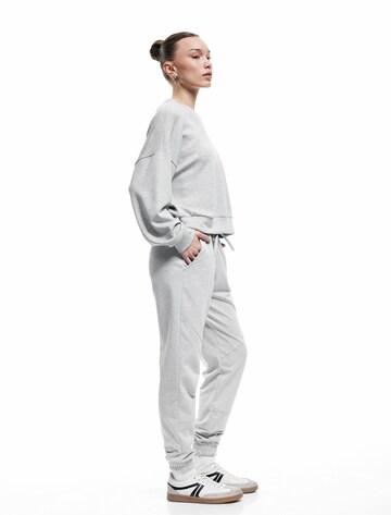 Koton Tapered Hose in Grau