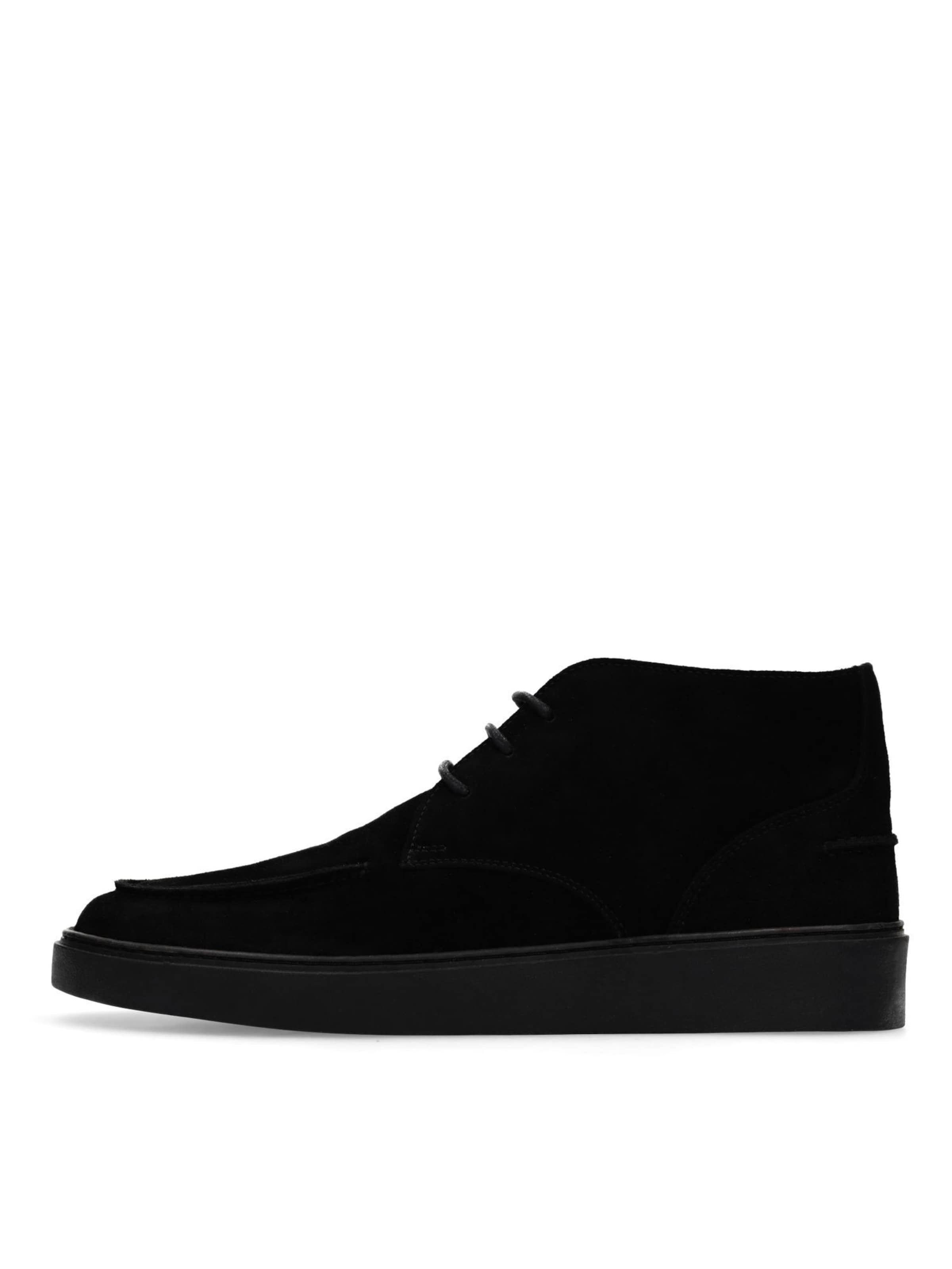 MANFIELD Lace-Up Boots in Black