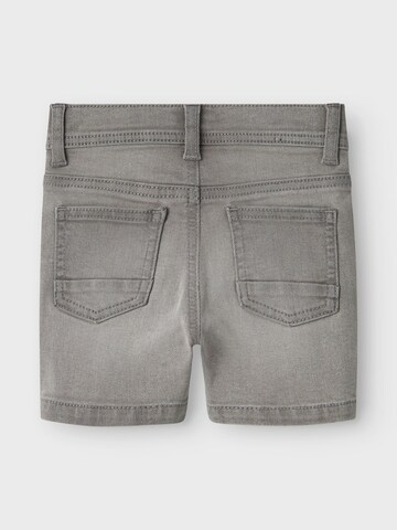 NAME IT Slimfit Jeans i grå
