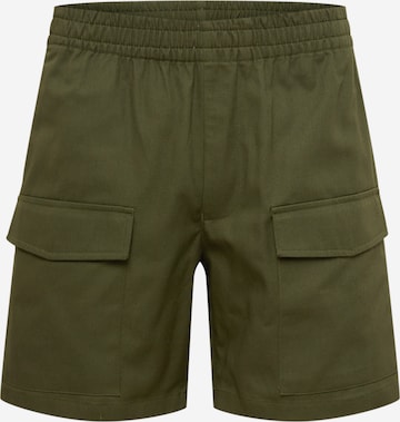 BURTON MENSWEAR LONDON Regular Shorts in Grün: predná strana