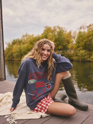 Bluză de molton de la Next pe albastru