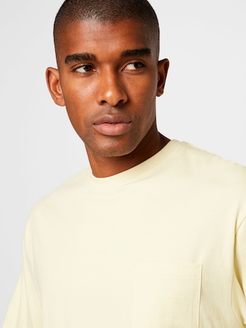 NU-IN T-shirt i beige