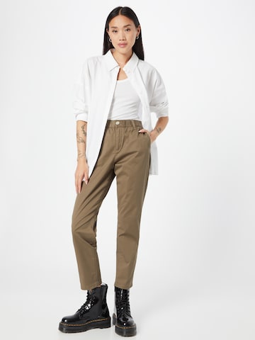 Regular Pantalon chino s.Oliver en vert