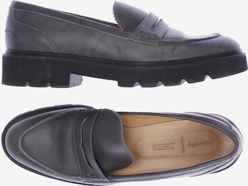 hessnatur Flats & Loafers in 40 in Grey: front