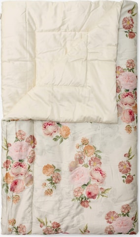 ESSENZA Blankets 'Orianna' in Beige: front