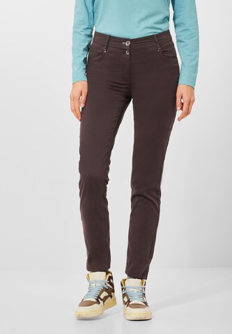 CECIL Skinny Pants in Brown: front