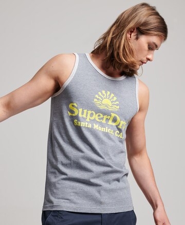 T-Shirt Superdry en bleu : devant