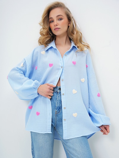 Camicia da donna Trend Alaçatı Stili di colore crema / blu cielo / rosa chiaro, Visualizzazione prodotti