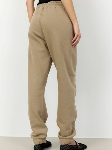 Levete Room Tapered Hose 'Nuka' in Beige