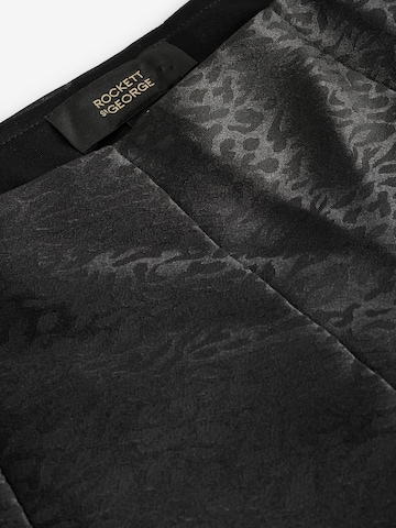 juoda Rockett St George Sijonas