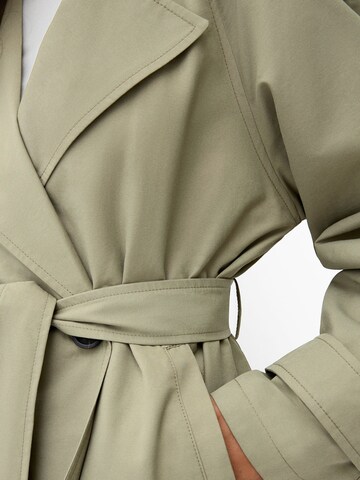 Blazer di Bershka in verde