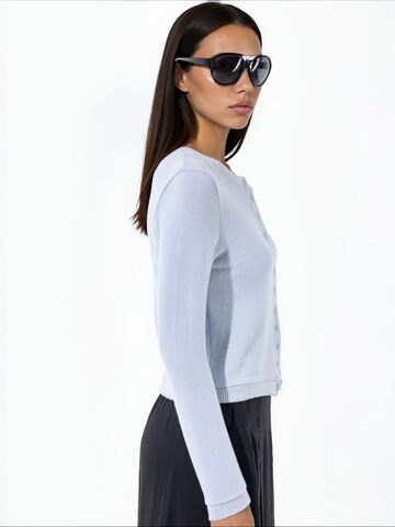 Cardigan 'Strickjacken' Busem en gris