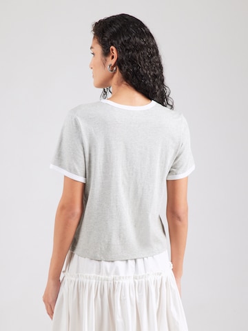 GAP Футболка в Серый