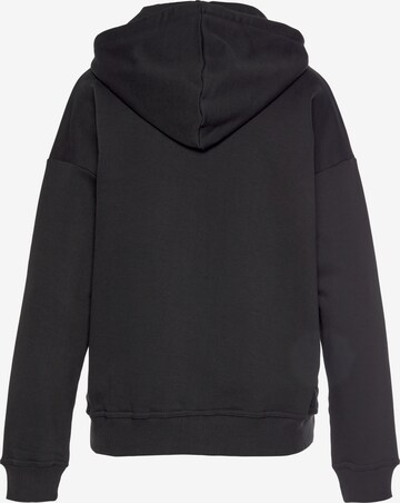 LASCANA Sweatshirt in Black