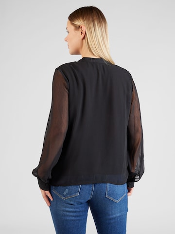 PIECES Curve Blouse 'SIA' in Black