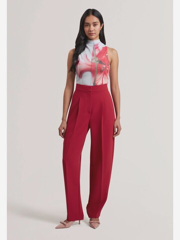 Ted Baker Tapered Trousers 'MORRIAT' in Red