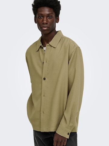 Fit confort Chemise business 'ONSHansi' Only & Sons en beige