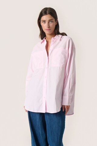 SOAKED IN LUXURY Blouse 'Calico' in Pink: front