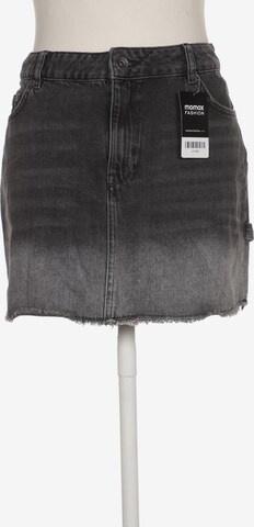 Superdry Skirt in L in Black: front