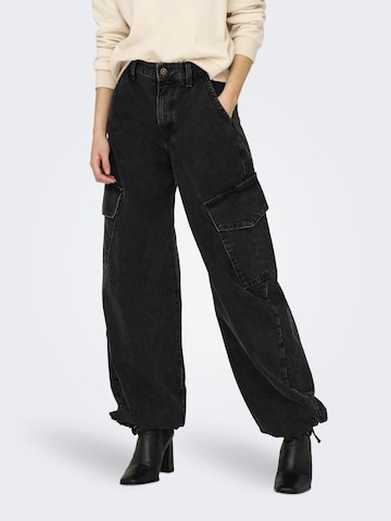 ONLY Tapered Cargojeans 'Pernille' in Zwart: voorkant