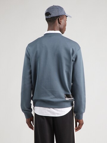 KARL LAGERFELD JEANS Свитшот 'ESSENTIAL' в Зеленый