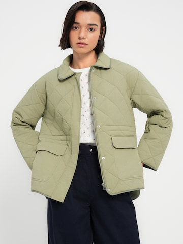 ONLY Φθινοπωρινό και ανοιξιάτικο μπουφάν 'ONLJESS' σε πράσινο
