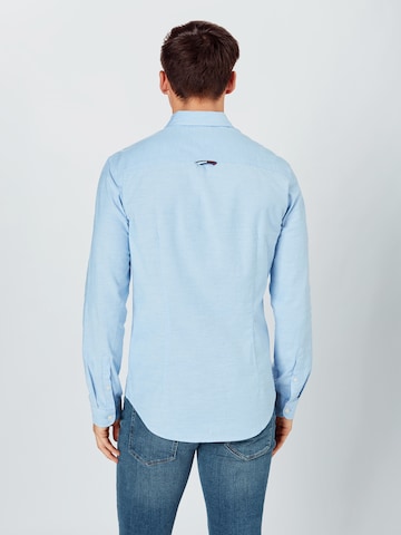 Tommy Jeans Slim Fit Hemd in Blau