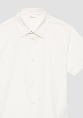 Coupe slim Chemise s.Oliver en blanc
