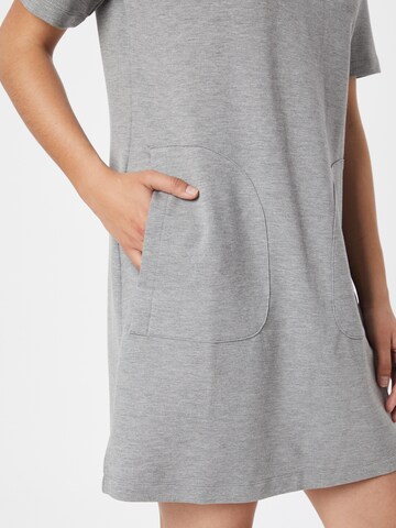 Skechers Performance Sports dress in Grey