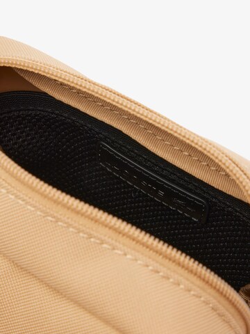 LACOSTE Umhängetasche 'Vertical Camera Bag' in Beige