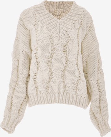 ebeeza Sweater in White: front