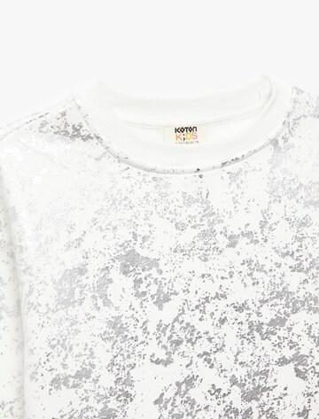 Koton Sweatshirt in White